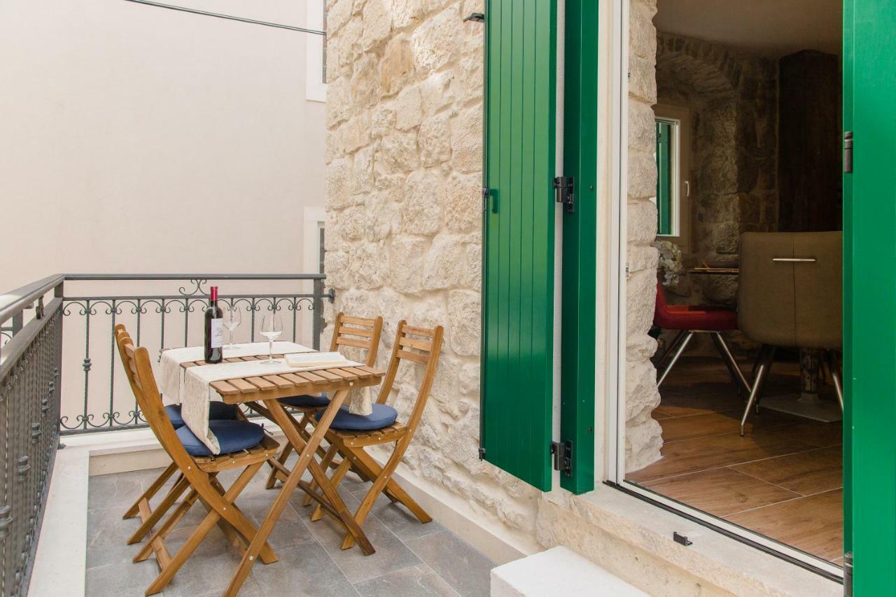 Appartamento Luxury Petra In 400 Year Old Stone House 4+2 Spalato