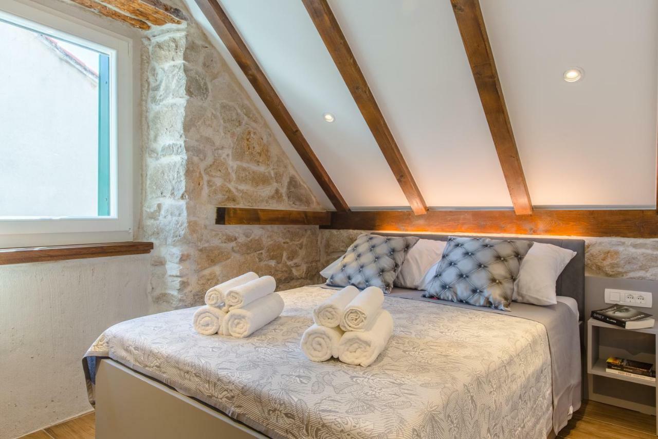 Luxury Petra In 400 Year Old Stone House 4+2 Spalato